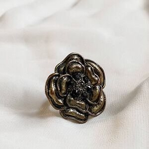 VTG Brass Rose Black Jewel Chunky Ring
